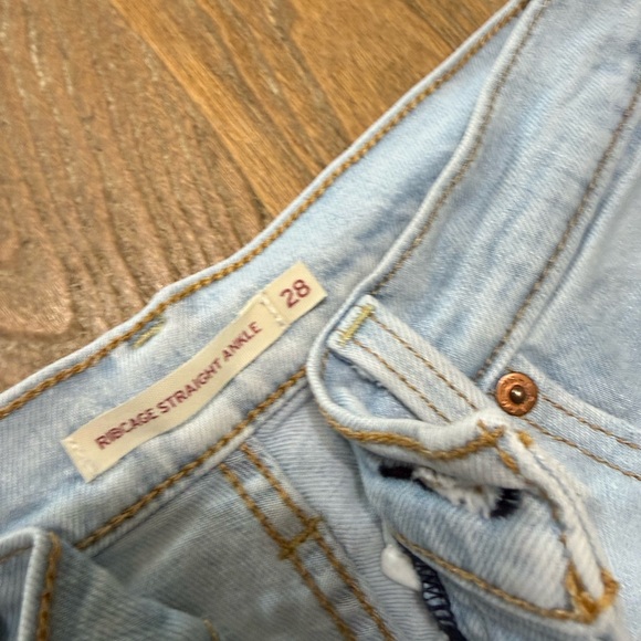 Levi’s jeans - Picture 3 of 7